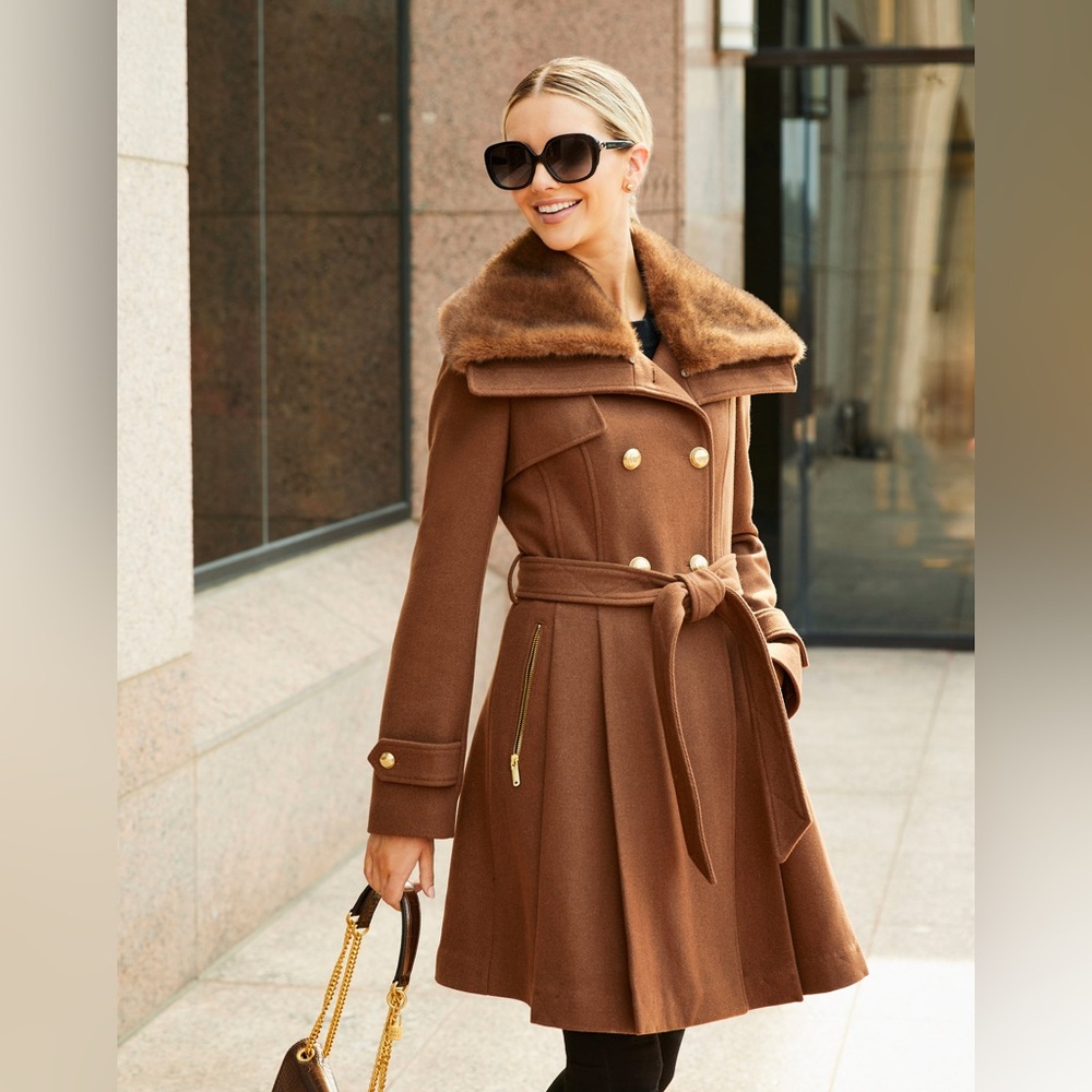 GUESS COAT NWT